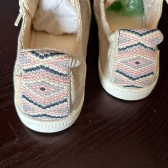 NWOT Women's Roxy Bayshore Slip-On Almond Toe Tan Sneaker Size 8.5 - Picture 3 of 6